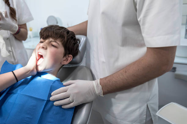Best Emergency Tooth Extraction in Waterville, OH